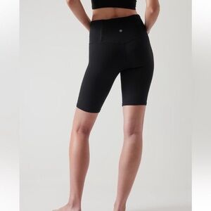 Athleta ELATION ULTRA HIGH RISE SHORTS soft stretch w/compression.NWOT (ABLS-M)